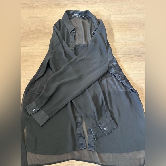 Zara Women’s Black sheer button down blouse Size Medium - Picture 1 of 6